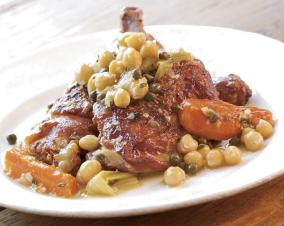 Crispy chicken thighs with olives and chickpeas